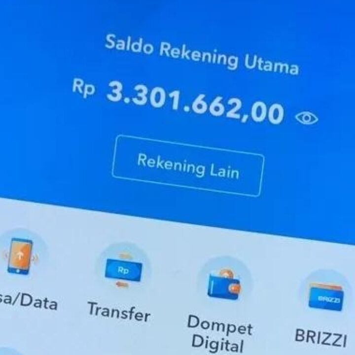 Ini Bahaya Mengikuti Tren Pamer Saldo ATM di Sosial Media