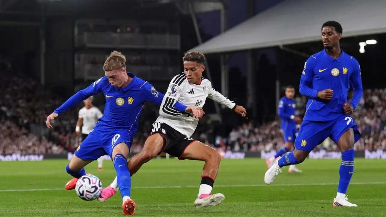 Klasemen Liga Inggris: Chelsea Raih Poin Penuh, Arsenal & Liverpool Tertahan